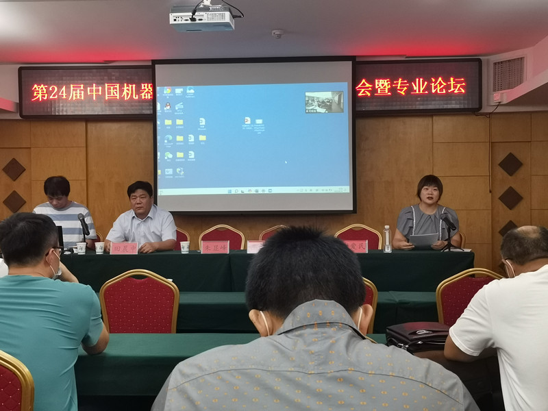 作为代表发言_副本.jpg